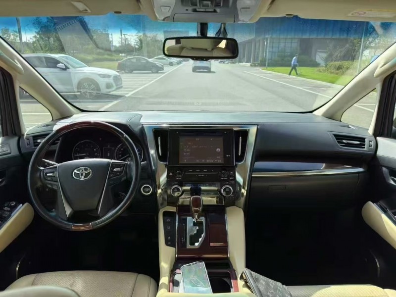 17年常州丰田埃尔法