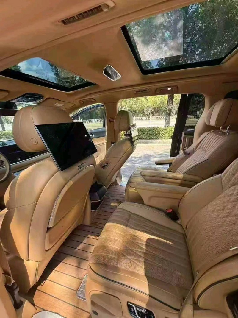 23年宜春岚图汽车梦想家