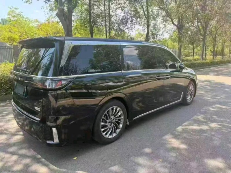 23年宜春岚图汽车梦想家