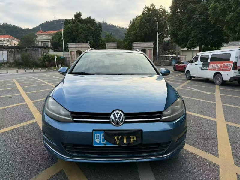 14年广州大众高尔夫