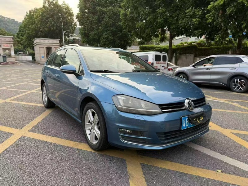 14年广州大众高尔夫