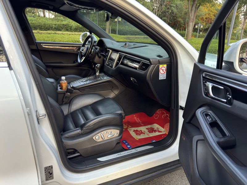 14年盐城保时捷Macan