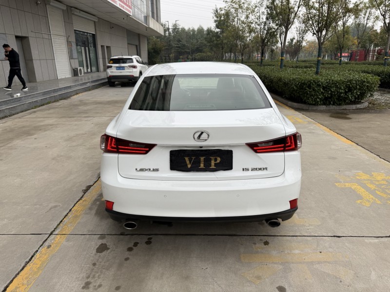 16年济宁雷克萨斯IS