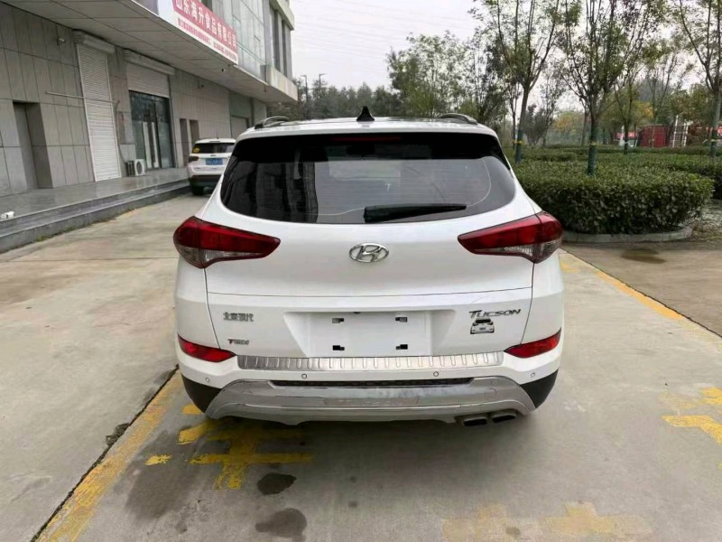 16年济宁现代途胜