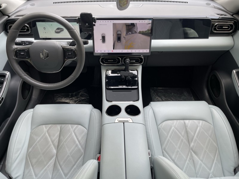 24年济宁零跑汽车C01