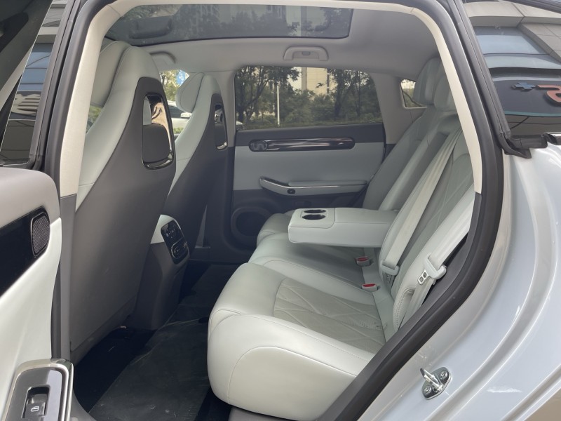 24年济宁零跑汽车C01