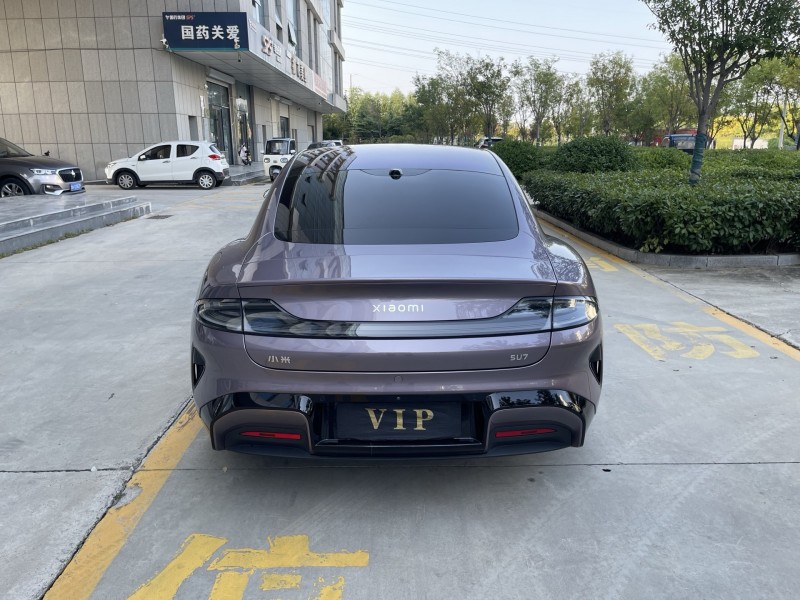 25年济宁小米SU7