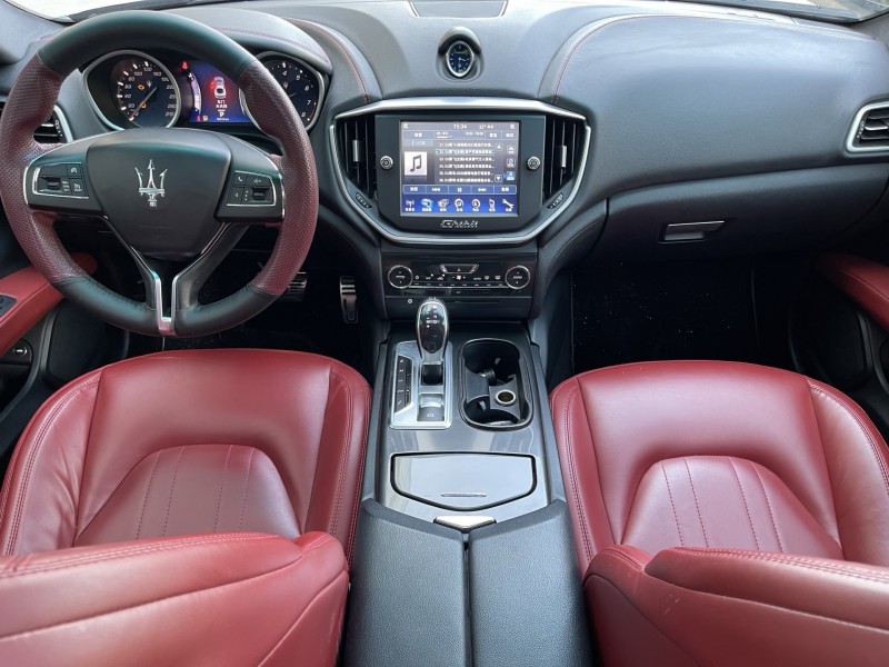 15年济宁玛莎拉蒂Ghibli