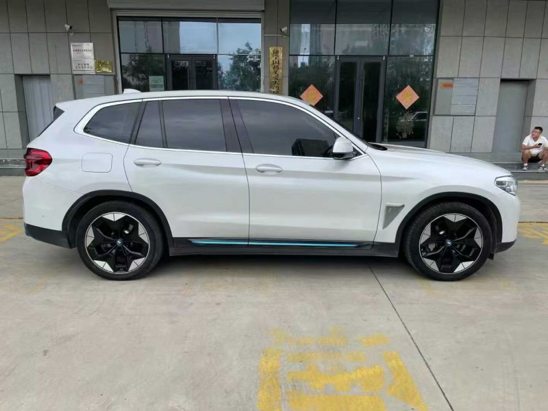 21年济宁宝马IX3