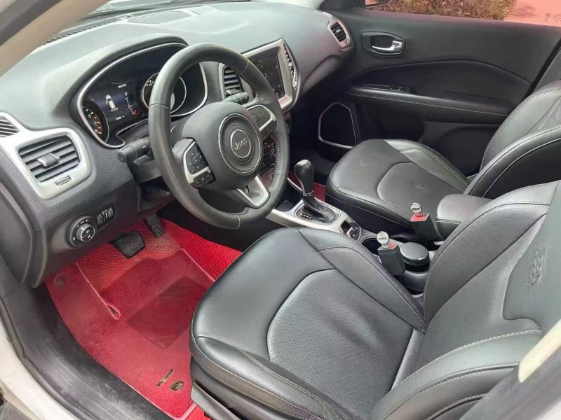 18年济宁Jeep指南者