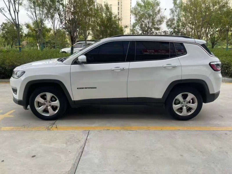 18年济宁Jeep指南者