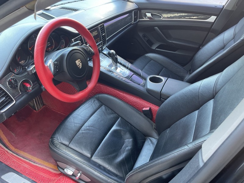 11年济宁保时捷帕拉梅拉