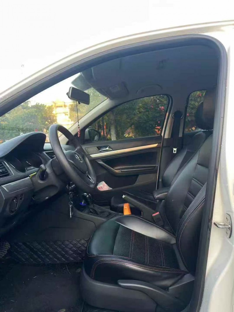 16年三明大众朗逸