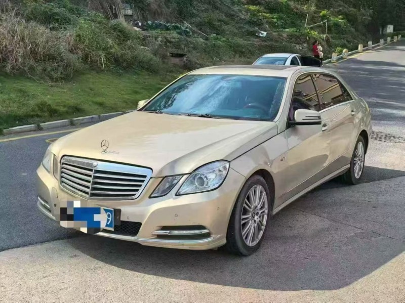 12年厦门奔驰E