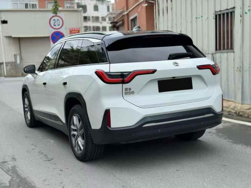 22年泉州蔚来ES6