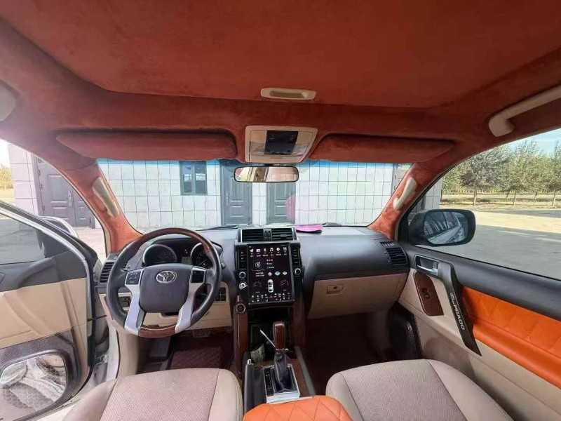 18年宝鸡丰田普拉多