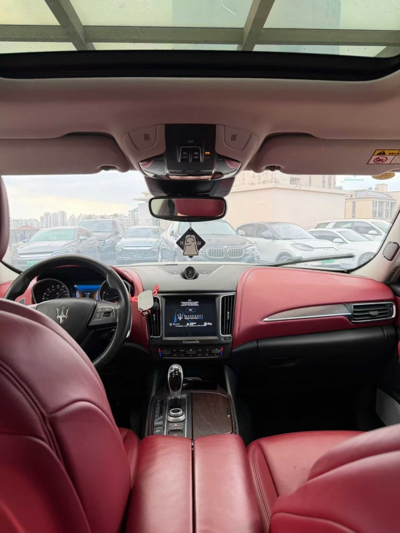 17年南通玛莎拉蒂Levante