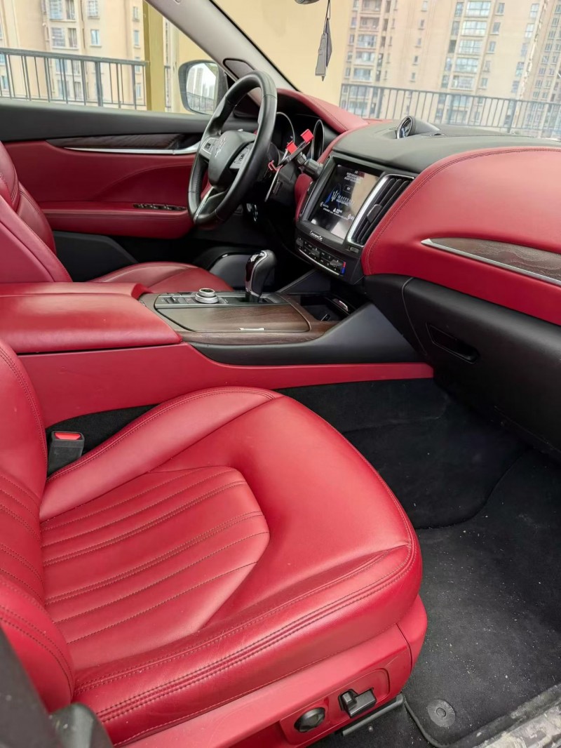 17年南通玛莎拉蒂Levante