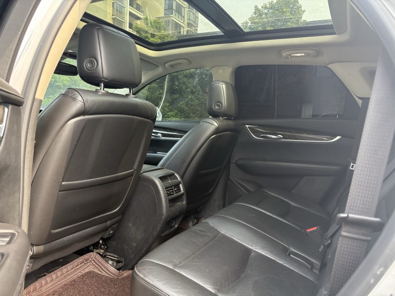 16年岳阳凯迪拉克XT5