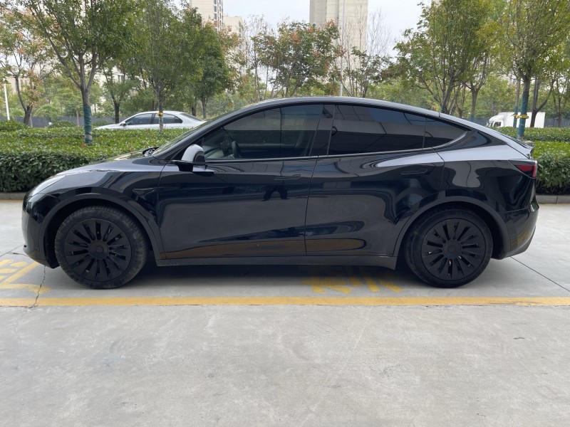 23年济宁特斯拉MODEL Y