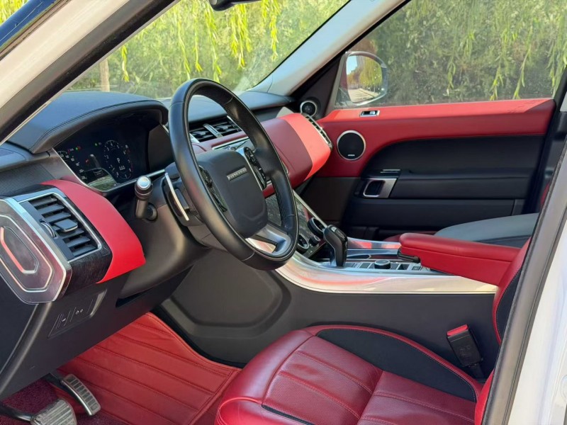 22年咸阳路虎揽胜运动