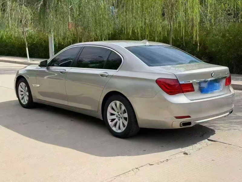 13年宝鸡宝马7系