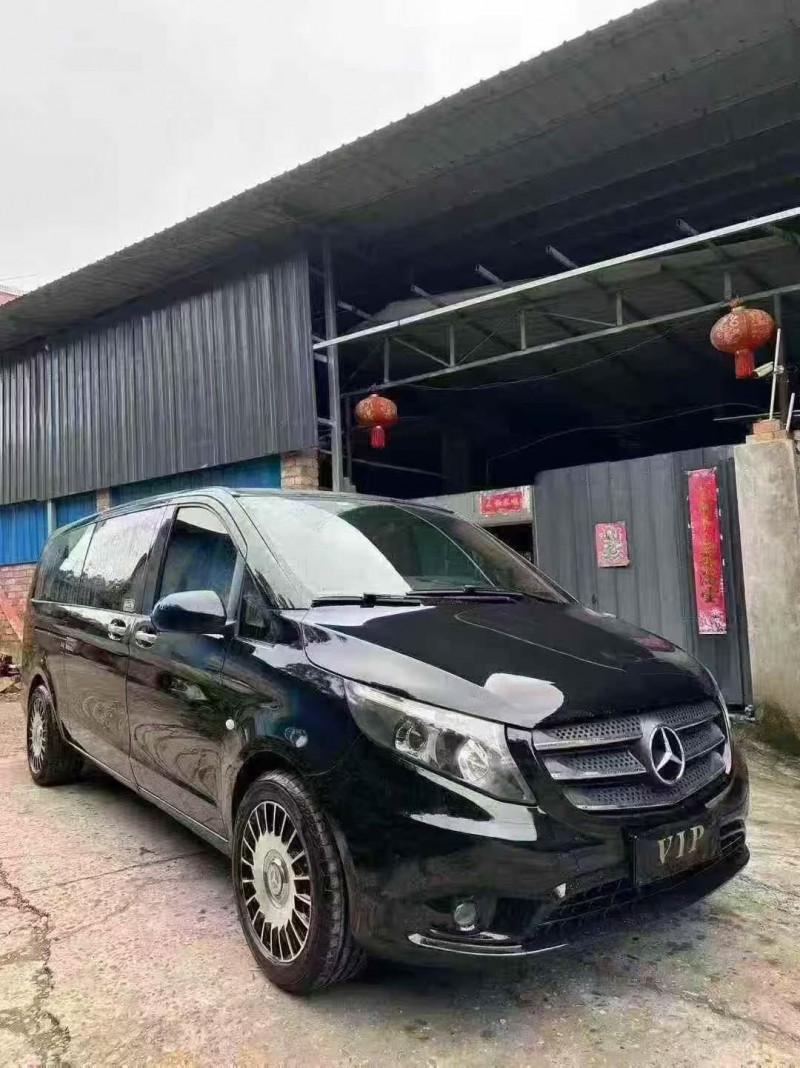 19年泸州奔驰威霆