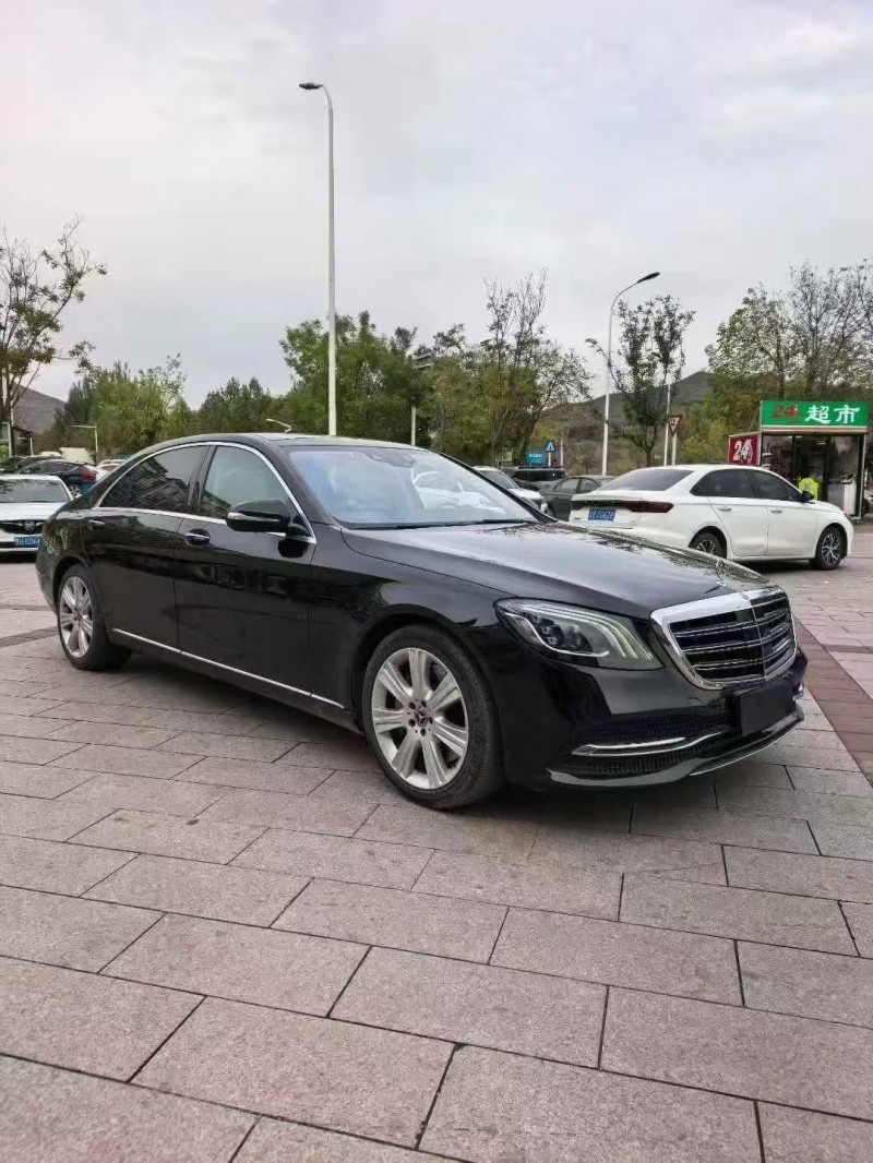 18年保定奔驰S