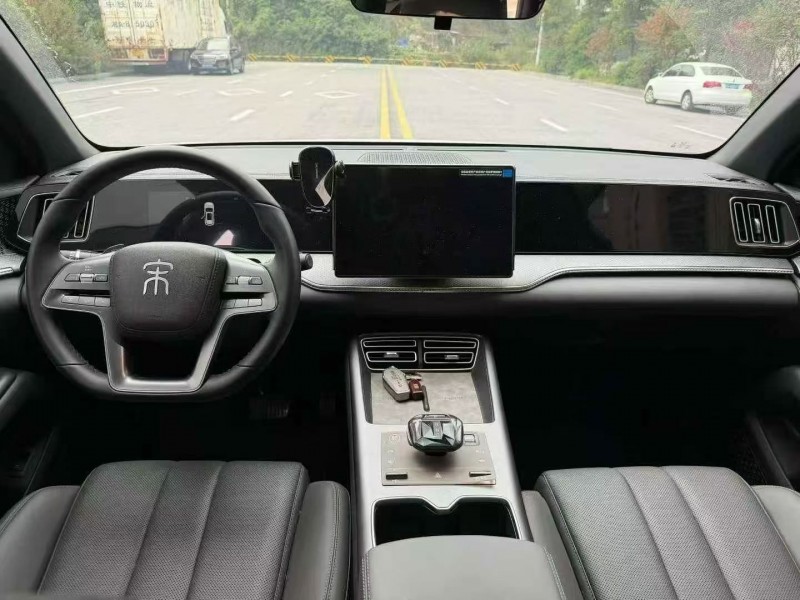 25年洛阳比亚迪宋