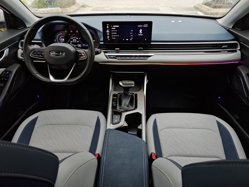 22年东莞市吉利帝豪