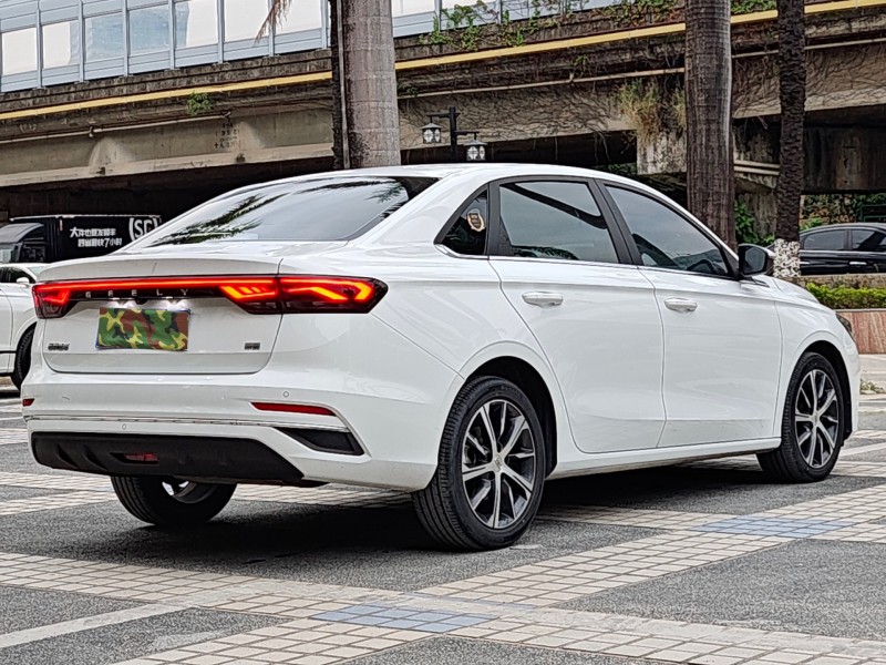 22年东莞市吉利帝豪