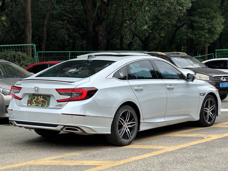 23年东莞市本田雅阁