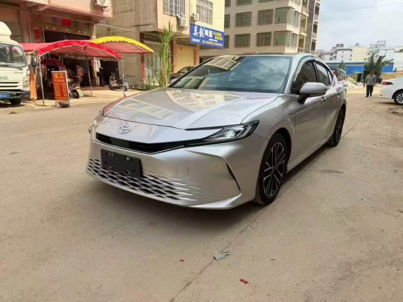 24年钦州丰田凯美瑞