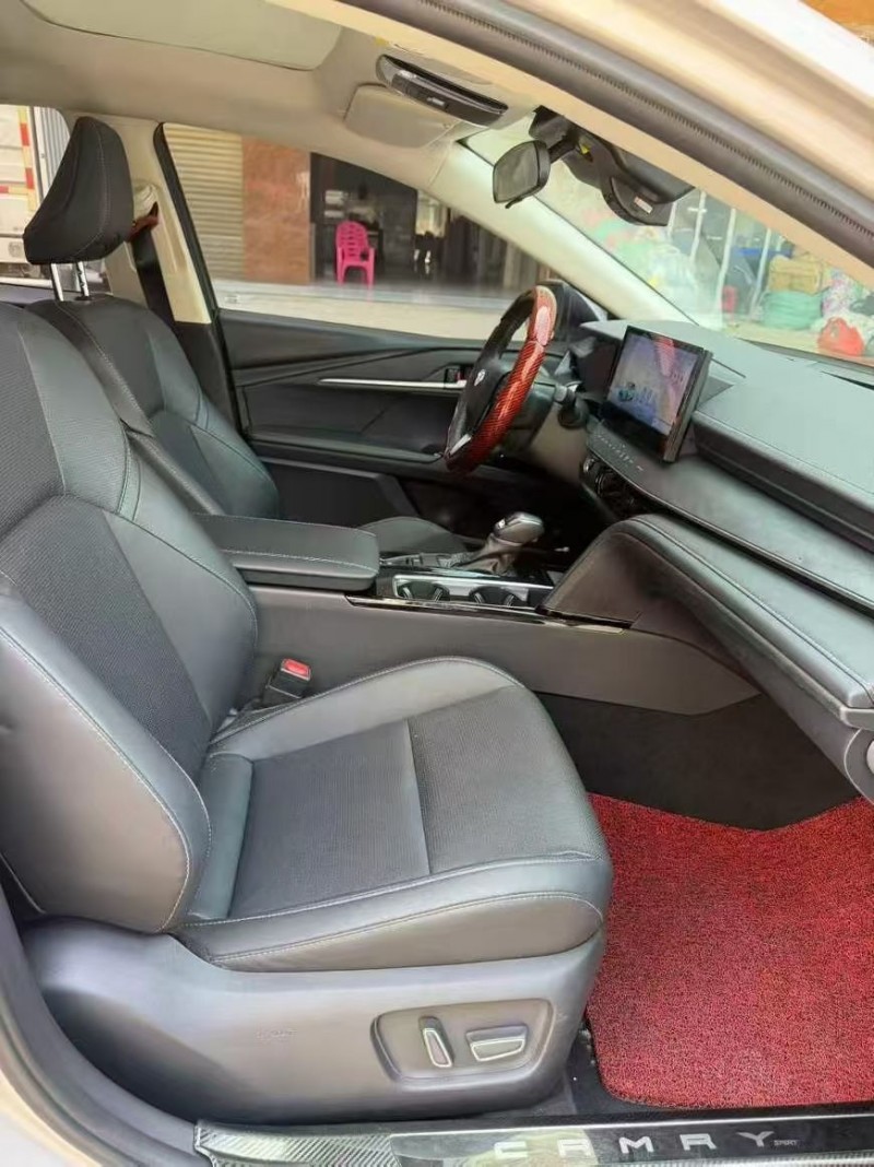 24年钦州丰田凯美瑞