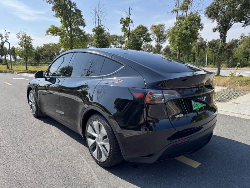 22年盐城特斯拉MODEL Y