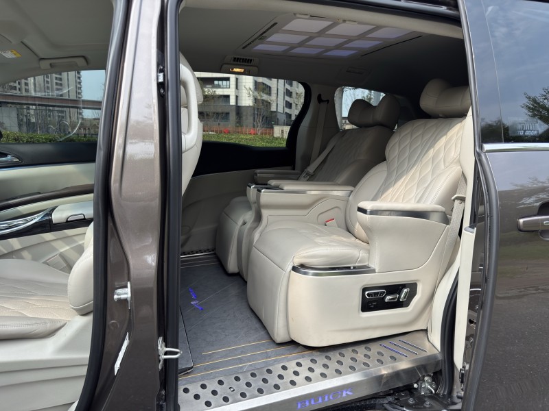 23年盐城别克GL8