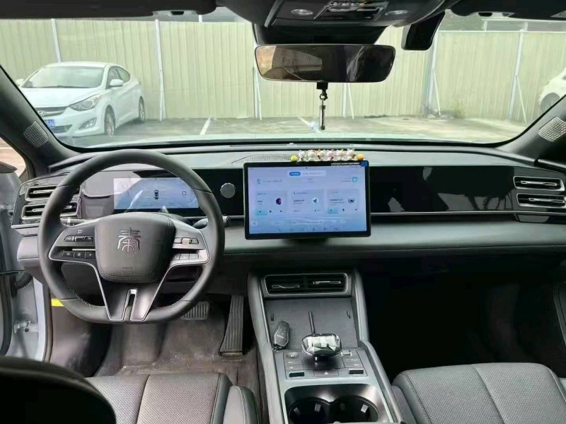 24年珠海比亚迪秦