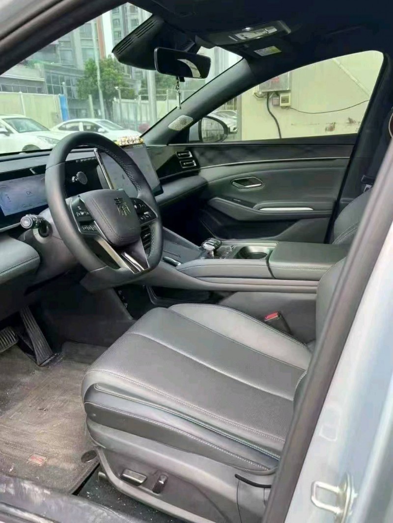 24年珠海比亚迪秦