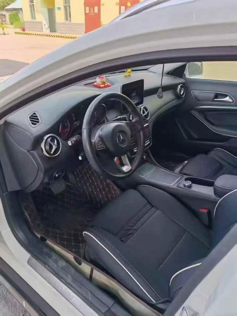 18年淄博奔驰GLA