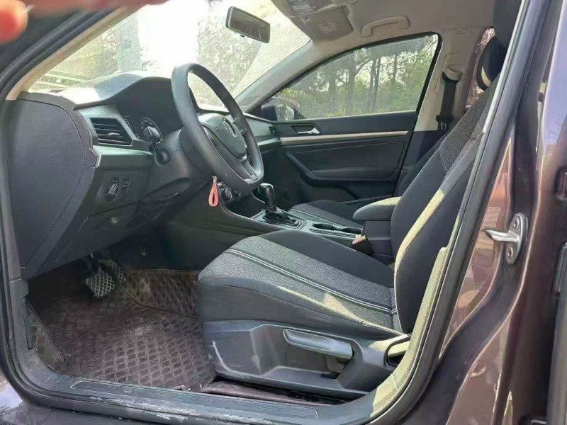 20年洛阳大众朗逸