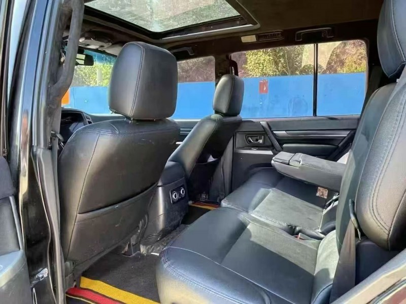 14年秦皇岛三菱帕杰罗