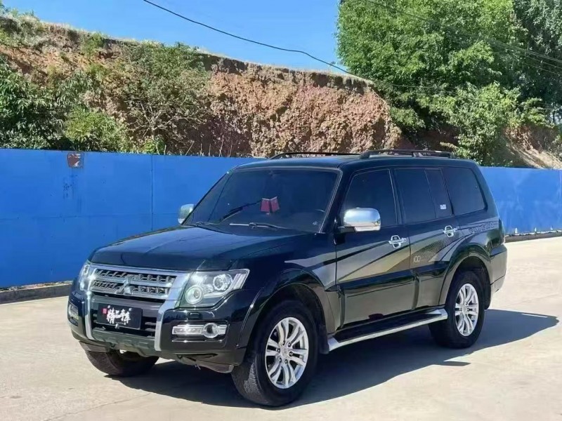 14年秦皇岛三菱帕杰罗