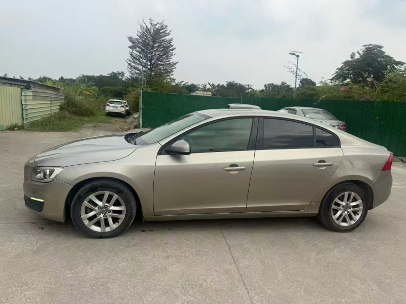 14年汕头沃尔沃S60L