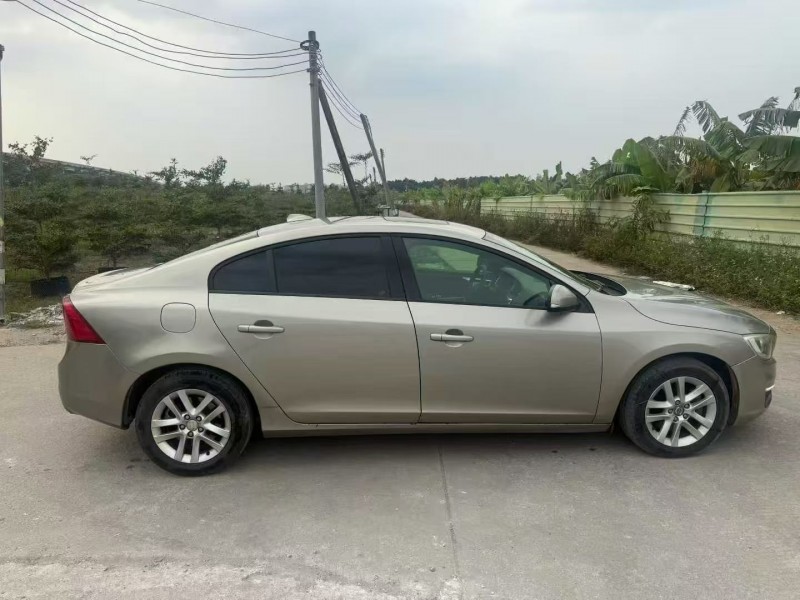 14年汕头沃尔沃S60L