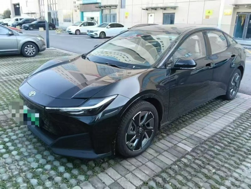 25年东营丰田BZ3Pro