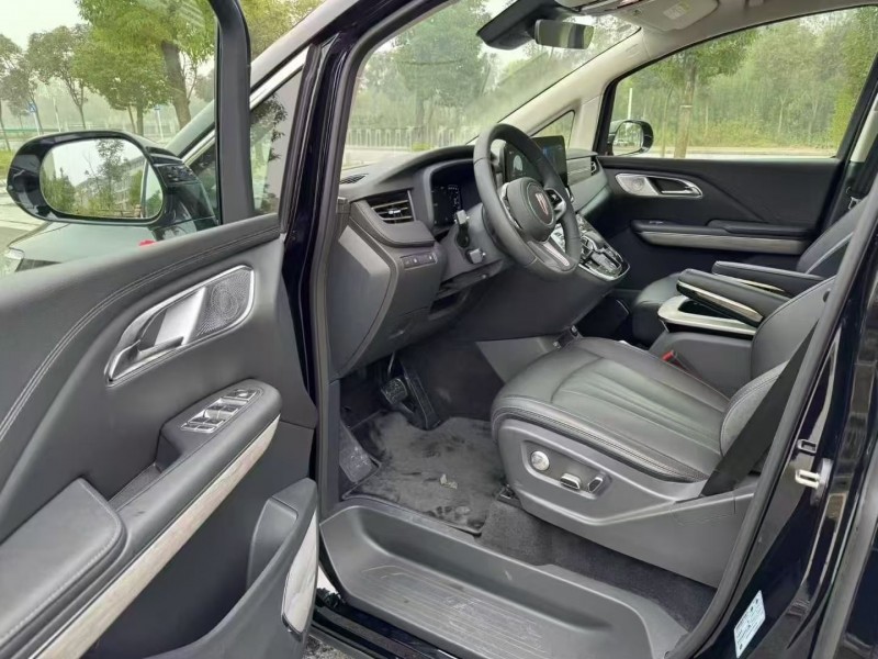 25年苏州红旗HQ9