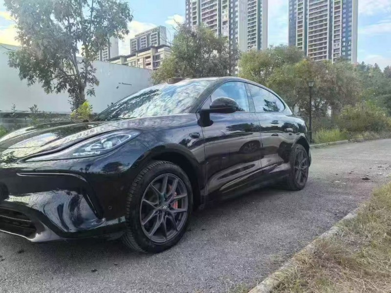 24年十堰智己LS6