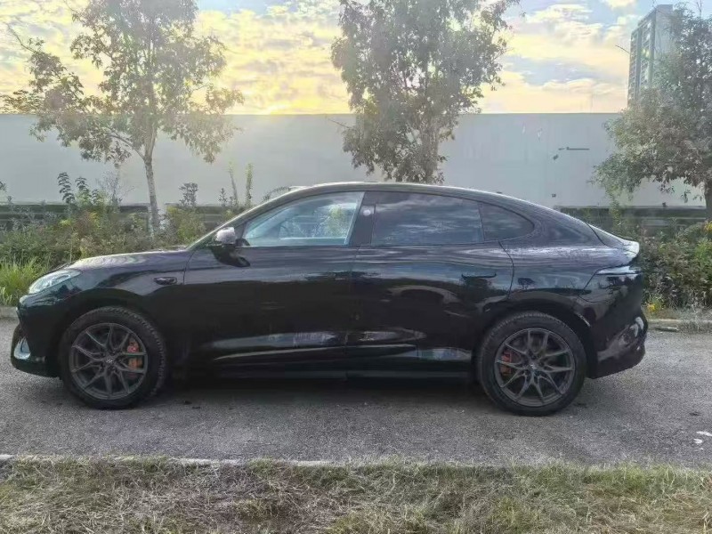 24年十堰智己LS6