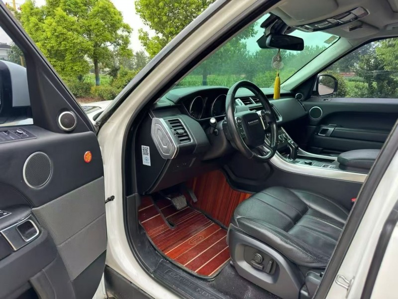 16年镇江路虎揽胜运动