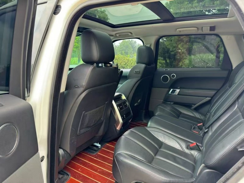 16年镇江路虎揽胜运动